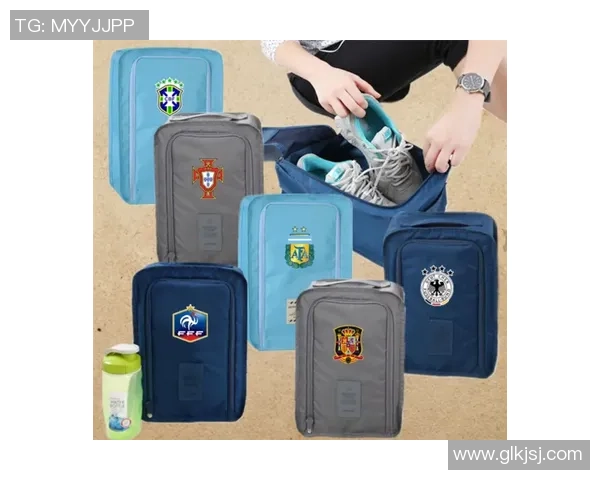 足球明星亲自赠送球迷足球鞋传递热爱与激情的温暖时刻